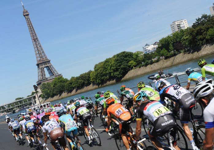 peloton in Paris